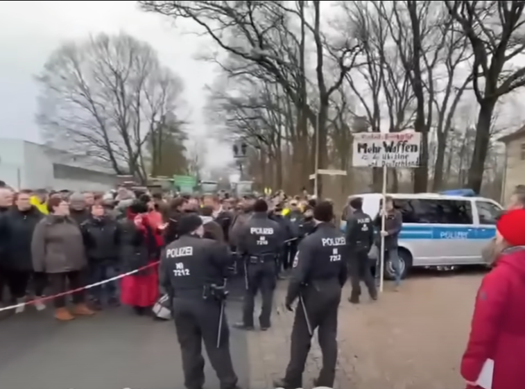 ZDF bringt ihren eigenen Demonstranten